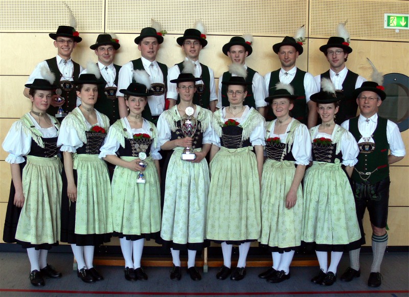 Aktive Gruppe beim Drei-Vereine-Preisplattln 2010 in Aschau/Inn
